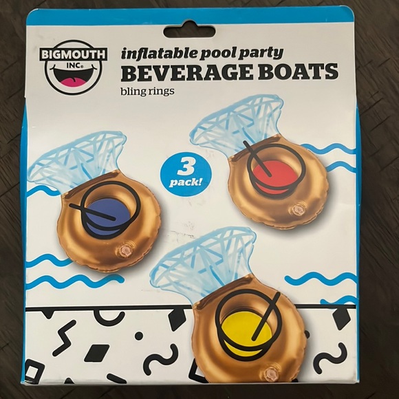 Never opened cute inflatable beverage holders (set of 3) - Picture 1 of 2